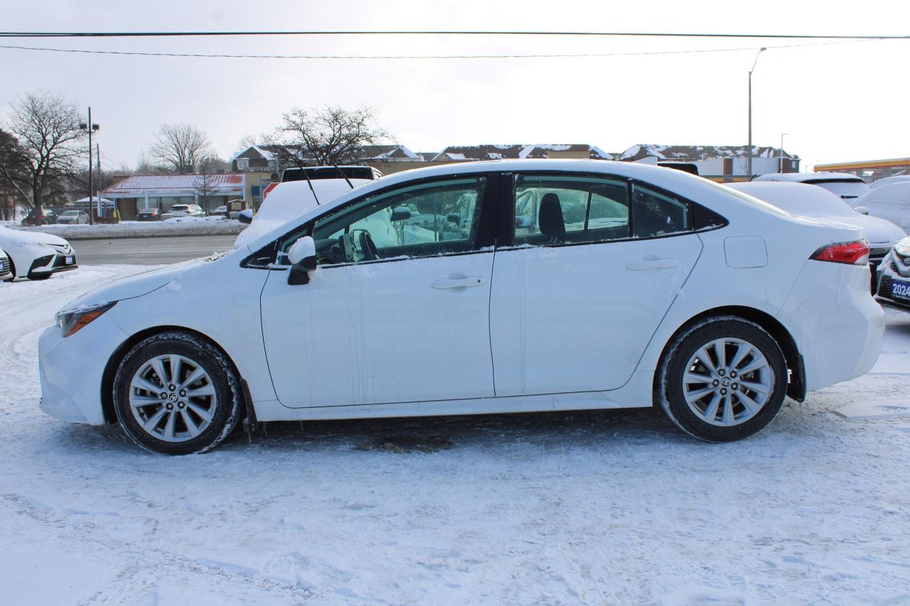 2024 Toyota Corolla LE Photo3