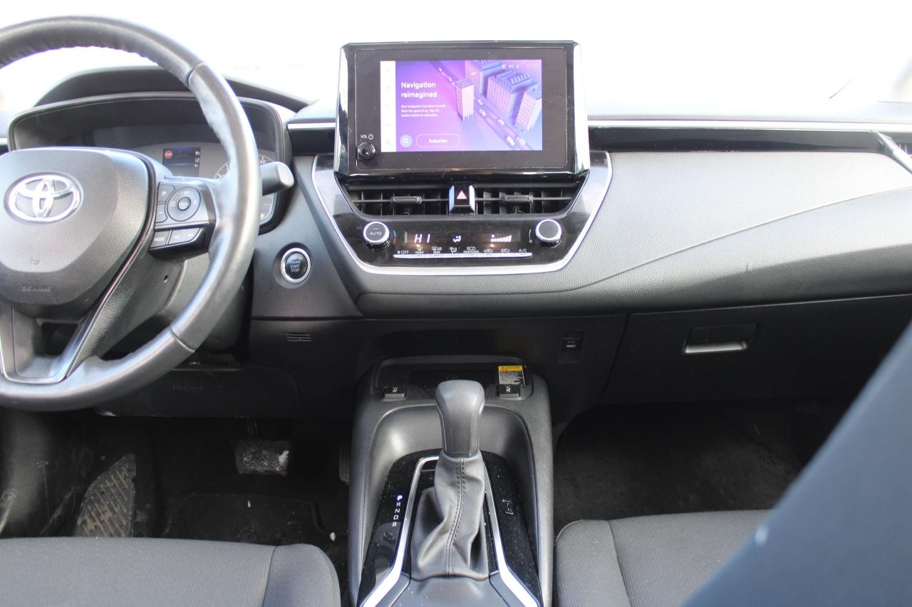 2024 Toyota Corolla LE Photo