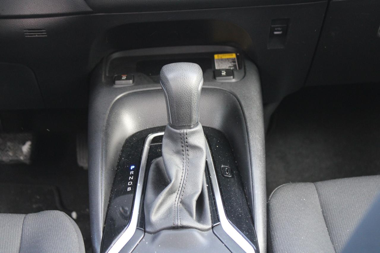 2024 Toyota Corolla LE Photo