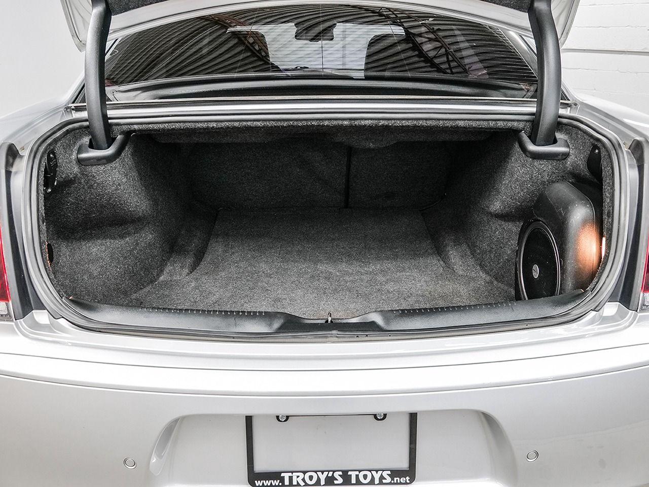 2019 Chrysler 300 300S | 20" BLACK WHEELS | PREMIUM AUDIO |