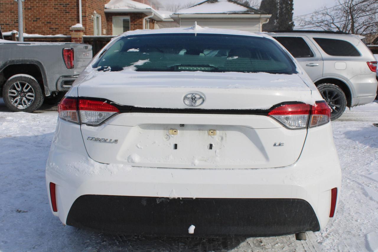 2024 Toyota Corolla LE Photo4