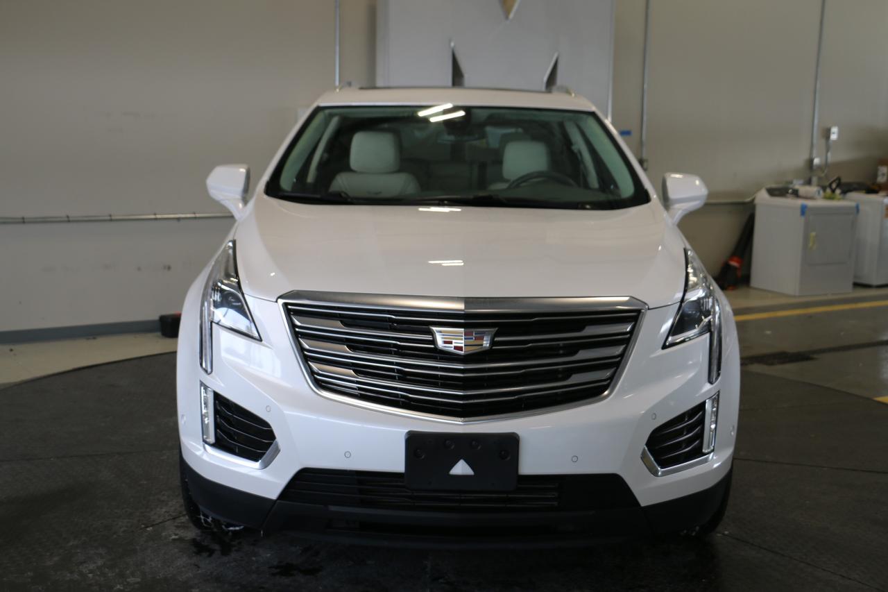 2017 Cadillac XT5 Premium Luxury AWD - LEATHER|NAVI|CAMERA|PANOROOF Photo