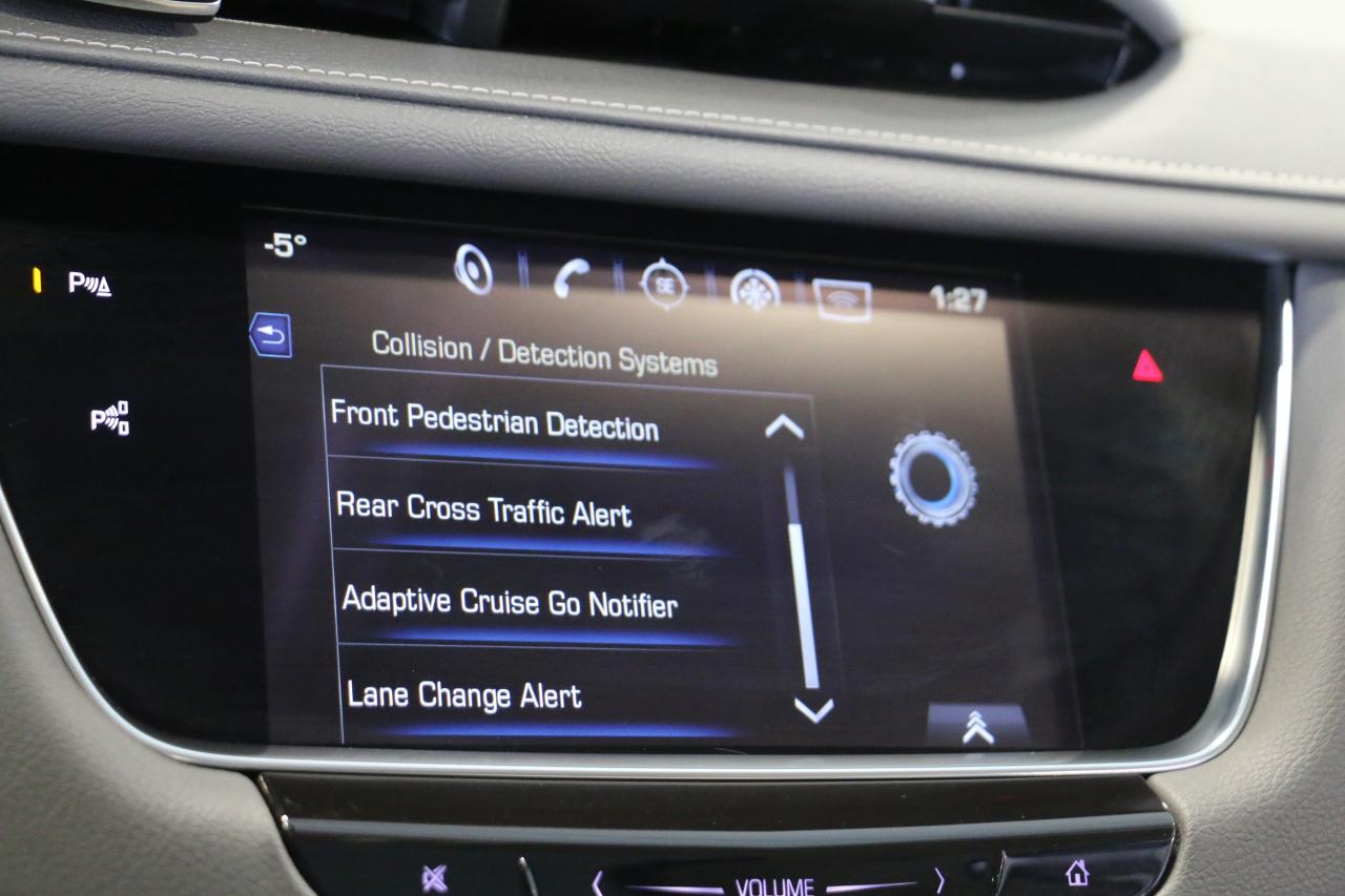 2017 Cadillac XT5 Premium Luxury AWD - LEATHER|NAVI|CAMERA|PANOROOF Photo
