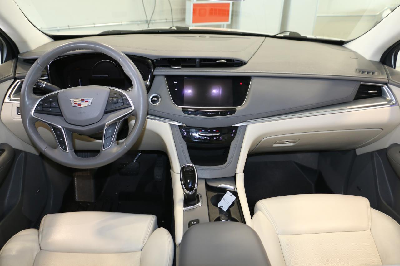 2017 Cadillac XT5 Premium Luxury AWD - LEATHER|NAVI|CAMERA|PANOROOF Photo