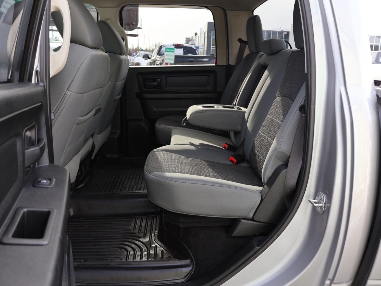 2019 RAM 1500 TRADESMAN CREW 4WD DIESEL *ACCIDENT FREE* CAMERA NAV BLUETOOTH CRUISE ALLOYS Photo