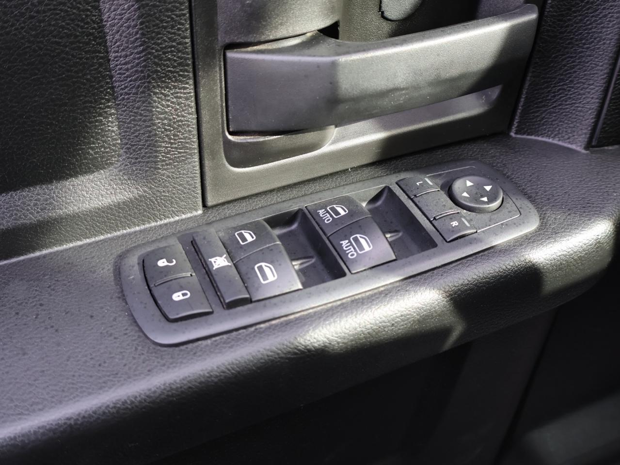 2019 RAM 1500 TRADESMAN CREW 4WD DIESEL *ACCIDENT FREE* CAMERA NAV BLUETOOTH CRUISE ALLOYS Photo