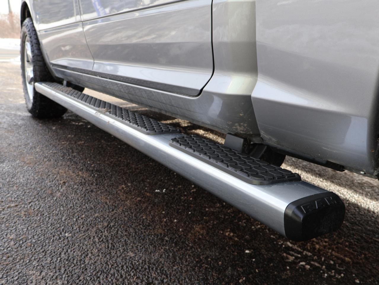 2019 RAM 1500 TRADESMAN CREW 4WD DIESEL *ACCIDENT FREE* CAMERA NAV BLUETOOTH CRUISE ALLOYS Photo