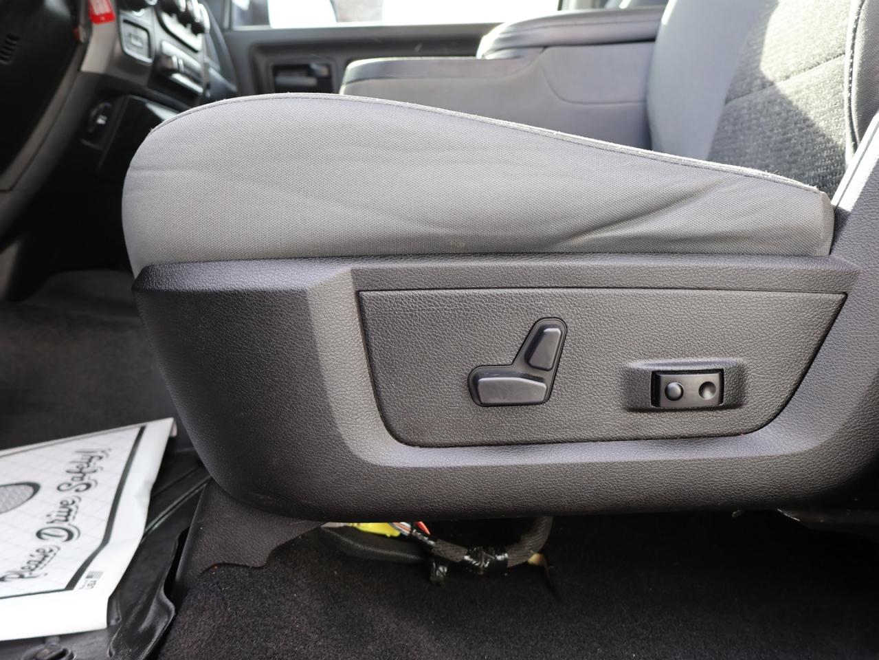 2019 RAM 1500 TRADESMAN CREW 4WD DIESEL *ACCIDENT FREE* CAMERA NAV BLUETOOTH CRUISE ALLOYS Photo