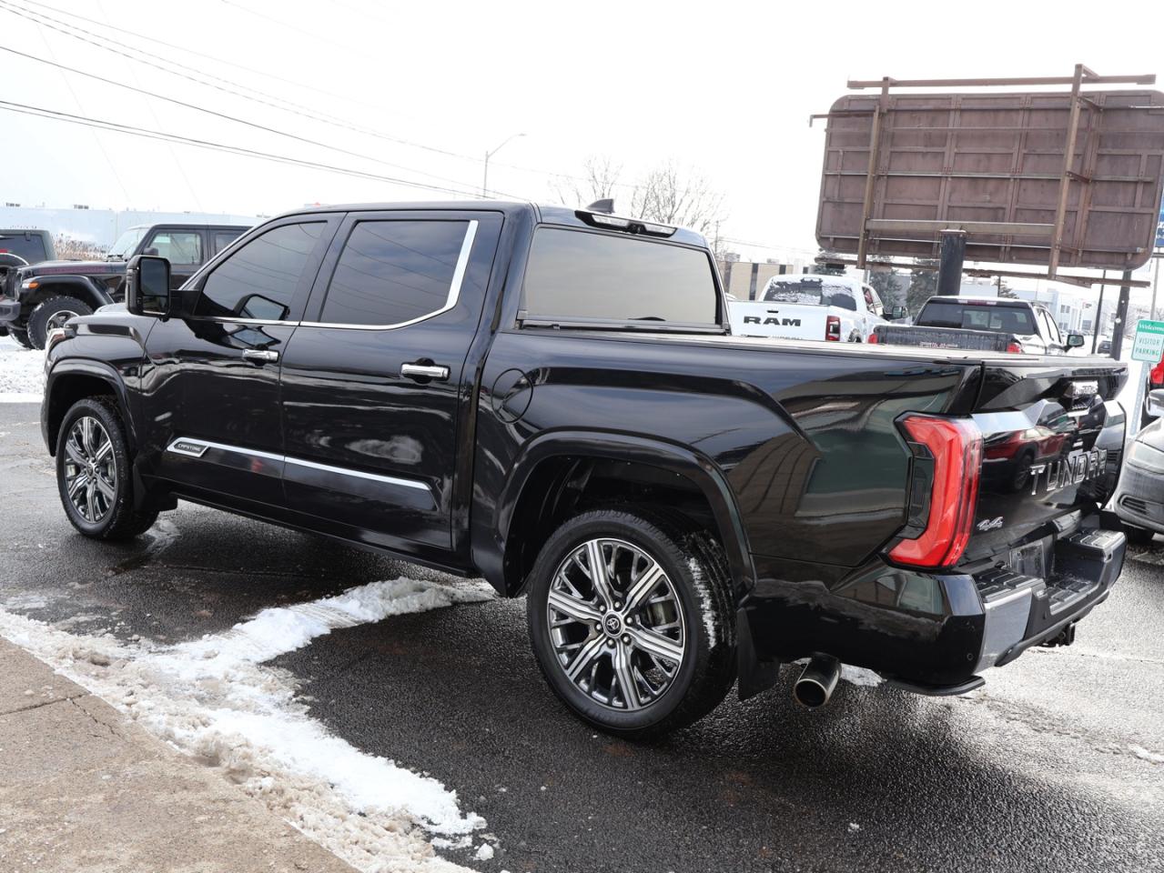 2022 Toyota Tundra CAPSTONE CREW 4WD CERTIFIED *ACCIDENT FREE* 360 CAMERA NAV BLUETOOTH LEATHER HEATED SEATS PANO ROOF CRUISE ALLOYS Photo
