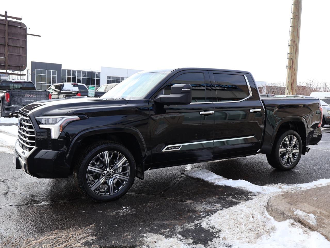 2022 Toyota Tundra CAPSTONE CREW 4WD CERTIFIED *ACCIDENT FREE* 360 CAMERA NAV BLUETOOTH LEATHER HEATED SEATS PANO ROOF CRUISE ALLOYS Photo