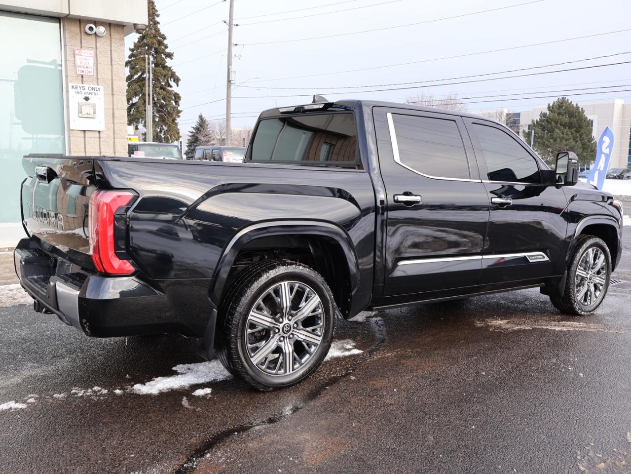 2022 Toyota Tundra CAPSTONE CREW 4WD CERTIFIED *ACCIDENT FREE* 360 CAMERA NAV BLUETOOTH LEATHER HEATED SEATS PANO ROOF CRUISE ALLOYS Photo
