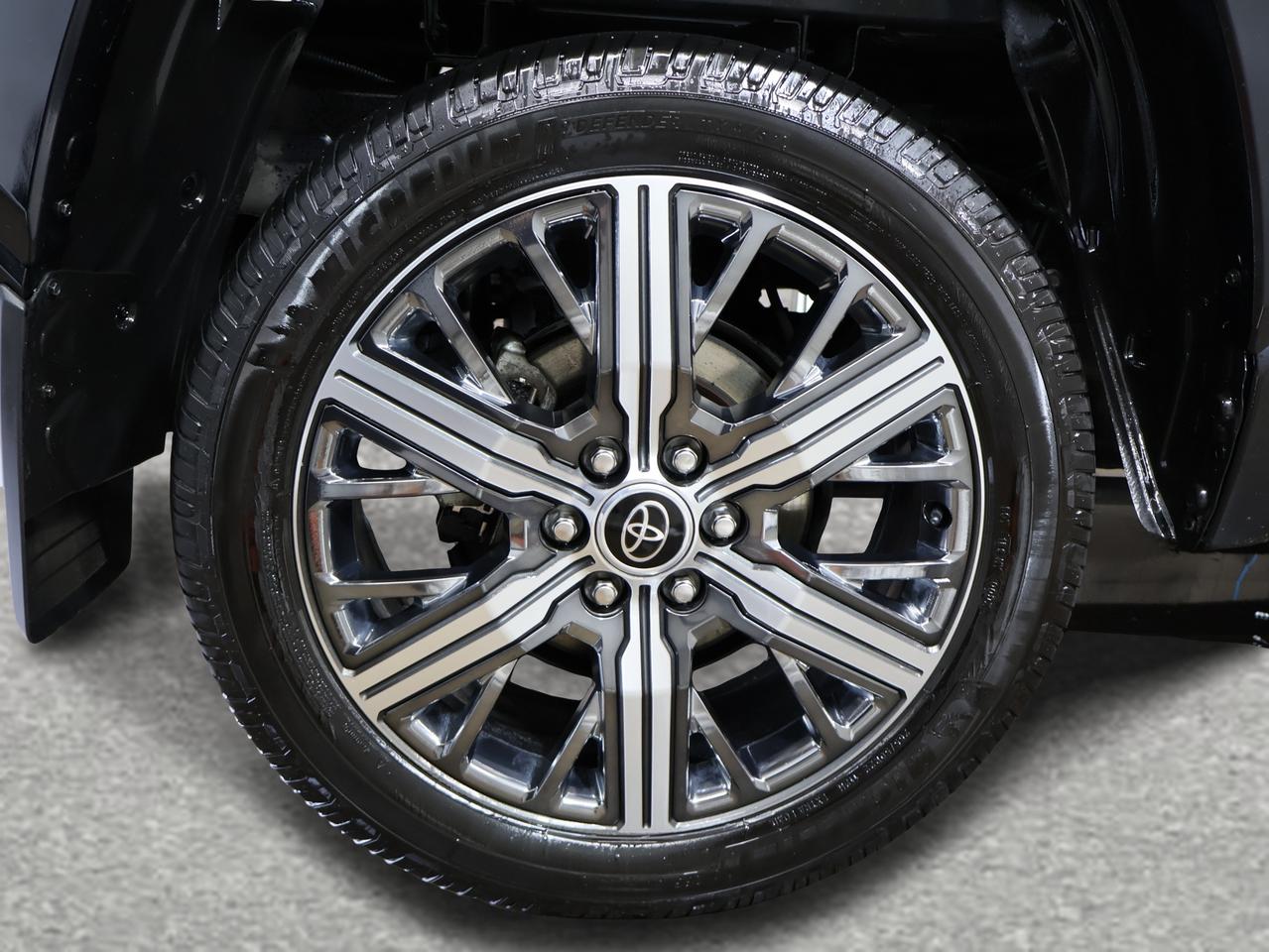 2022 Toyota Tundra CAPSTONE CREW 4WD CERTIFIED *ACCIDENT FREE* 360 CAMERA NAV BLUETOOTH LEATHER HEATED SEATS PANO ROOF CRUISE ALLOYS Photo