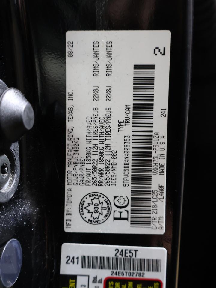 2022 Toyota Tundra CAPSTONE CREW 4WD CERTIFIED *ACCIDENT FREE* 360 CAMERA NAV BLUETOOTH LEATHER HEATED SEATS PANO ROOF CRUISE ALLOYS Photo