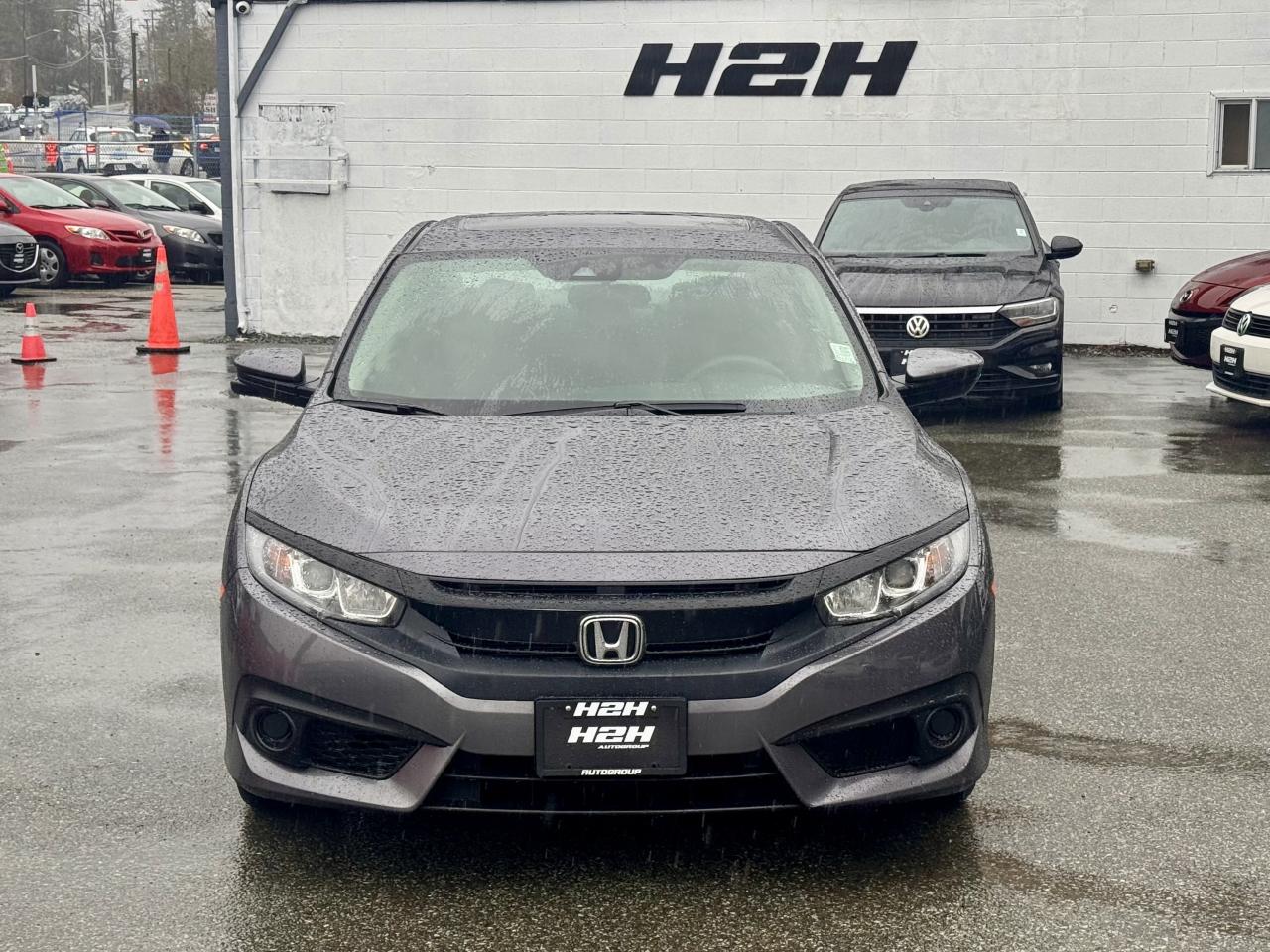 2017 Honda Civic FINANCING AVAILABLE Photo2