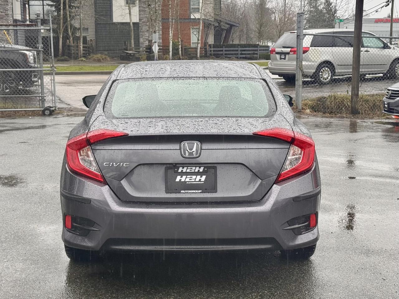 2017 Honda Civic FINANCING AVAILABLE Photo6