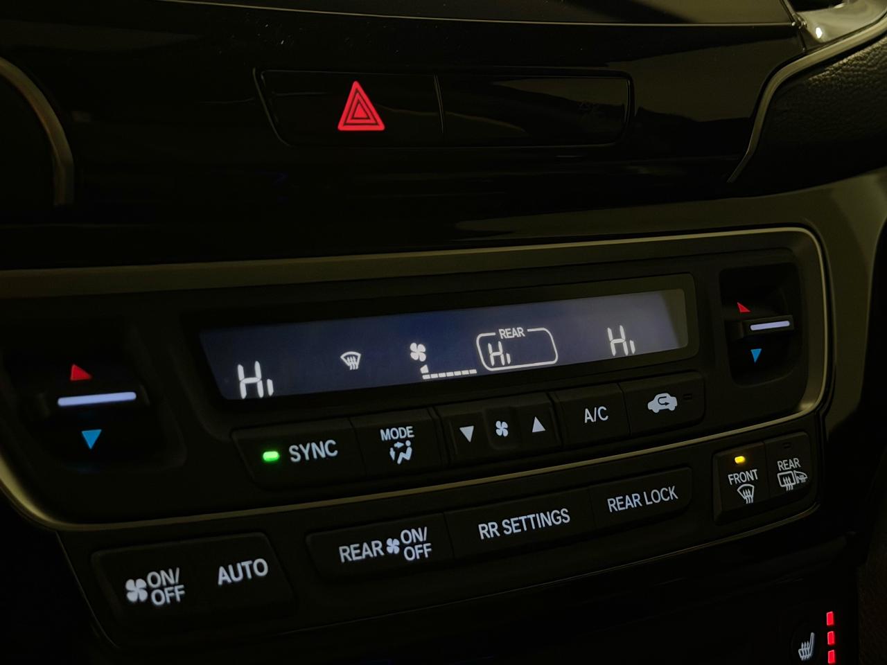 2022 Honda Pilot Touring 8-Passenger AWD Photo