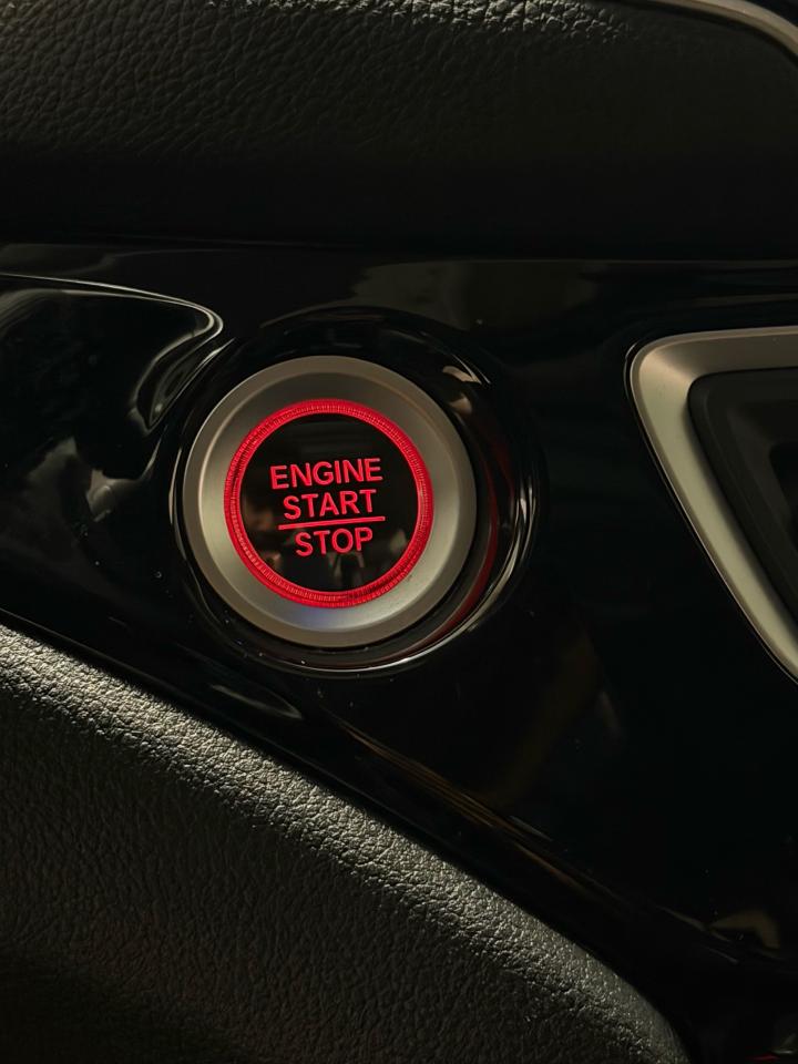 2022 Honda Pilot Touring 8-Passenger AWD Photo