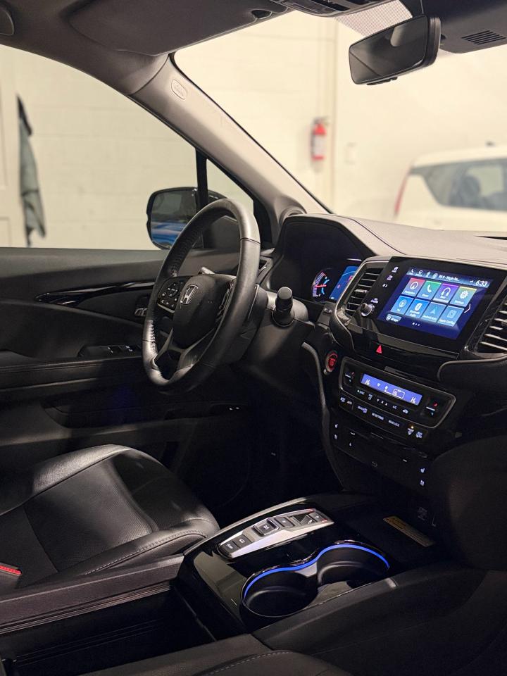 2022 Honda Pilot Touring 8-Passenger AWD Photo