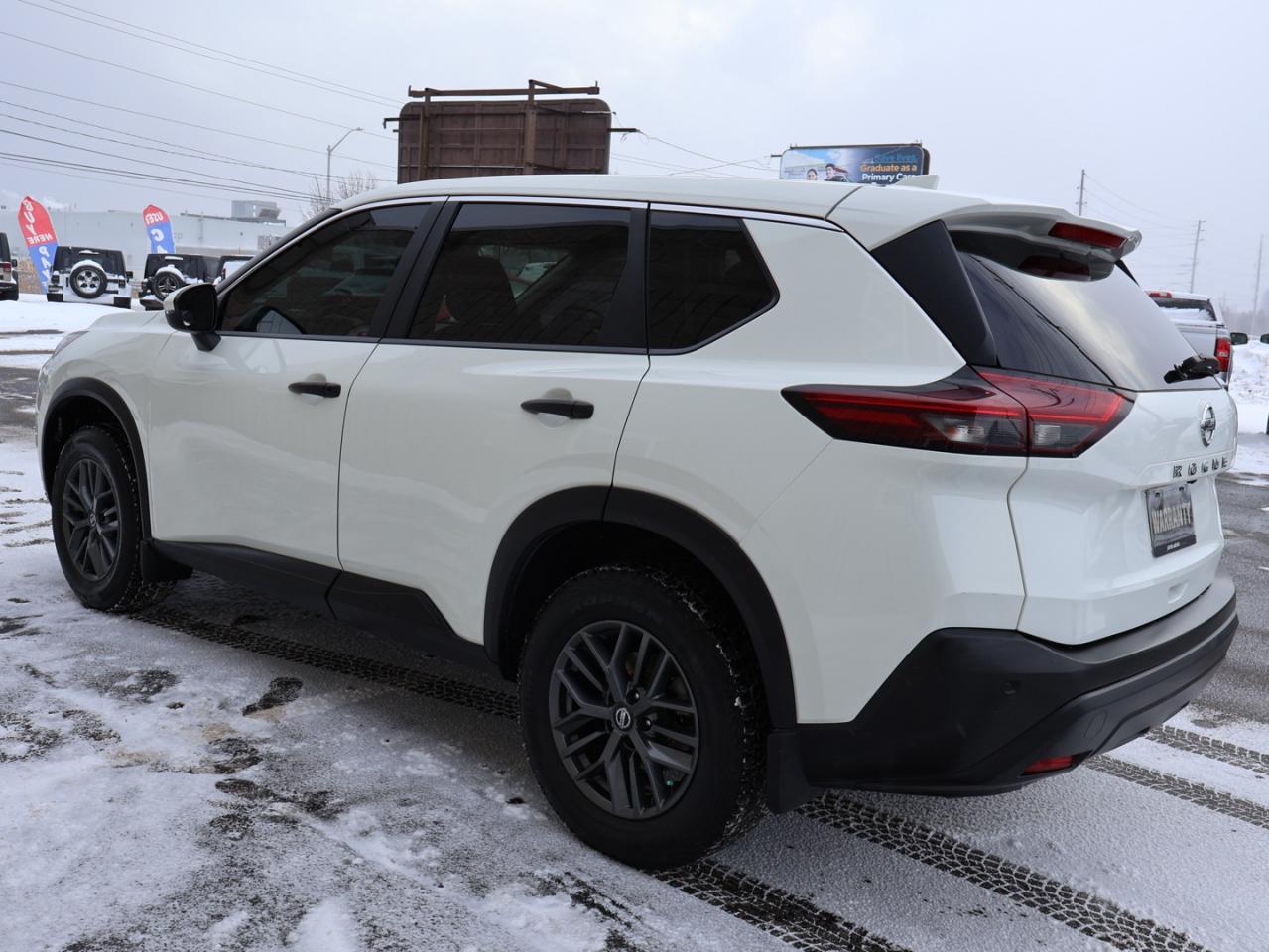 2021 Nissan Rogue S CERTIFIED *1 OWNER*ACCIDENT FREE*NISSAN MAINTAIN* CAMERA BLUETOOTH HEATED SEATS CRUISE ALLOYS Photo4