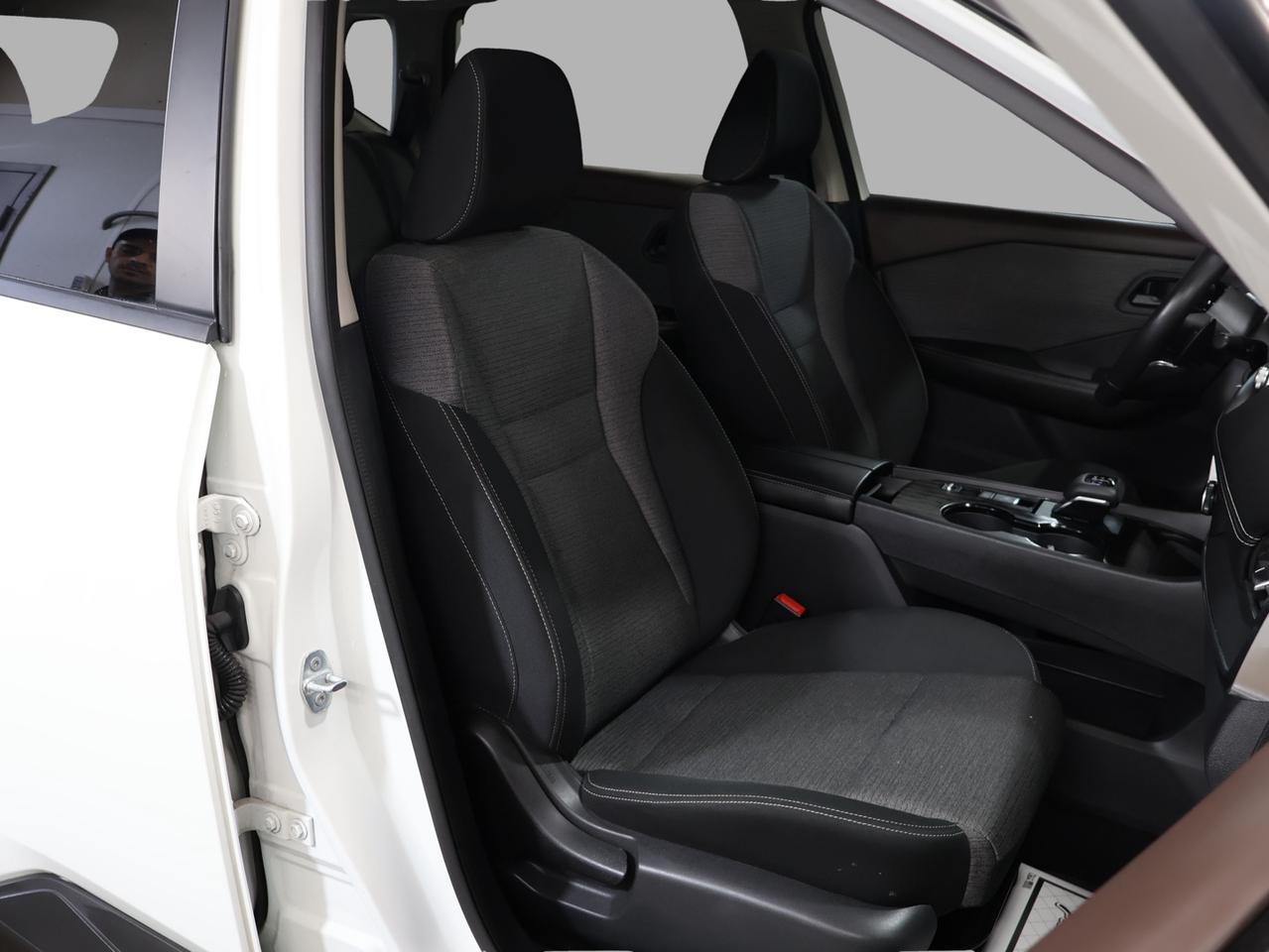 2021 Nissan Rogue S CERTIFIED *1 OWNER*ACCIDENT FREE*NISSAN MAINTAIN* CAMERA BLUETOOTH HEATED SEATS CRUISE ALLOYS Photo