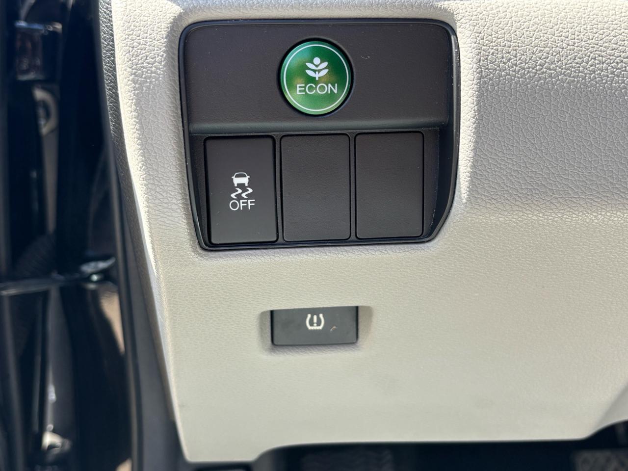 2014 Honda Accord 4DR I4 CVT LX Photo