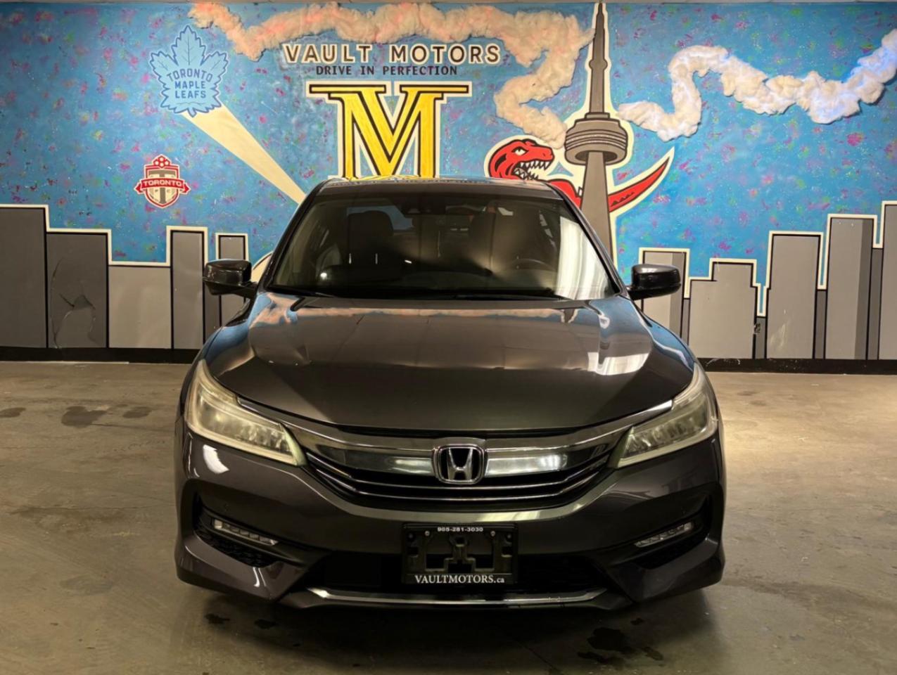 2017 Honda Accord 4dr I4 CVT Touring Photo