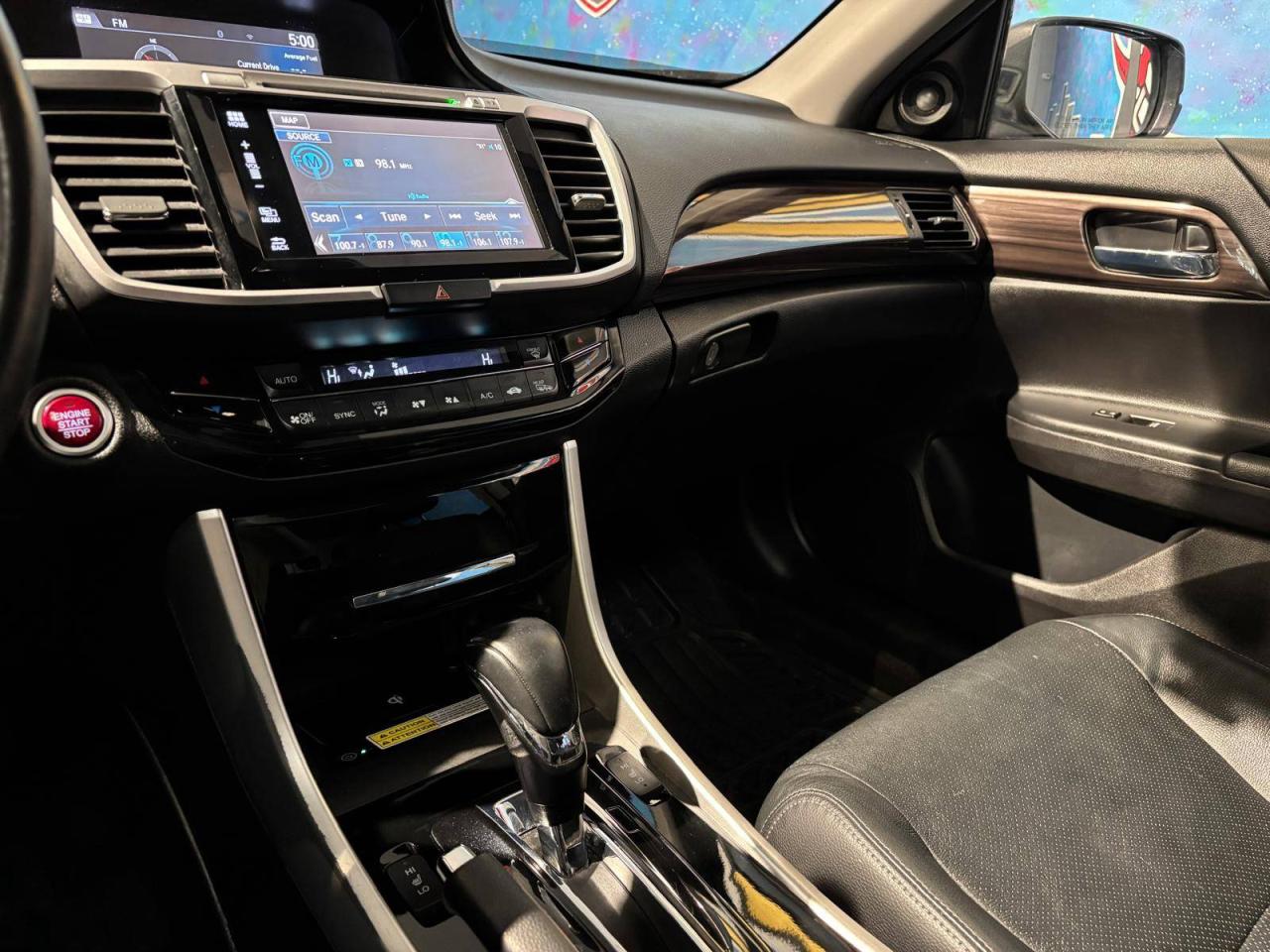 2017 Honda Accord 4dr I4 CVT Touring Photo