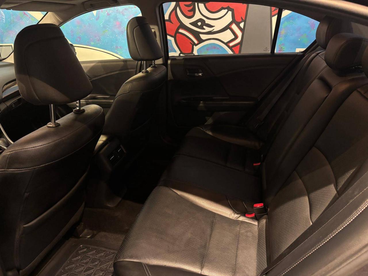 2017 Honda Accord 4dr I4 CVT Touring Photo