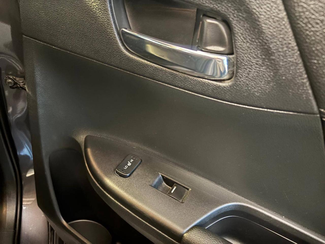 2017 Honda Accord 4dr I4 CVT Touring Photo