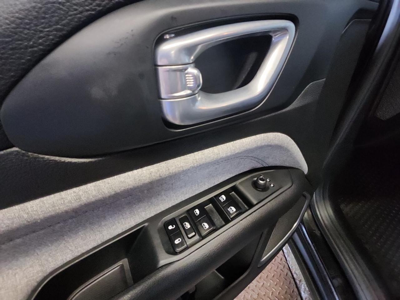 13505786