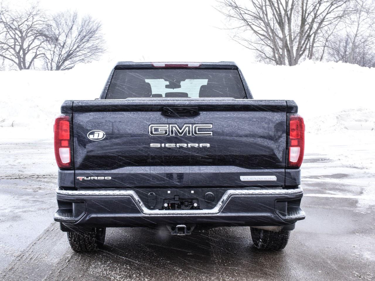 2023 GMC Sierra 1500 Crew Cab Standard Box 4-Wheel Drive Elevation Photo2