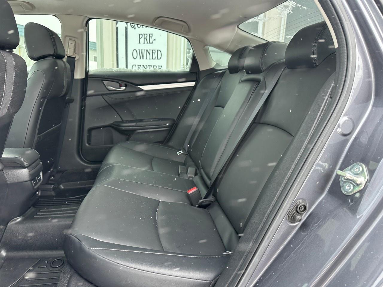 2020 Honda Civic Sedan TOURING CVT SEDAN Photo