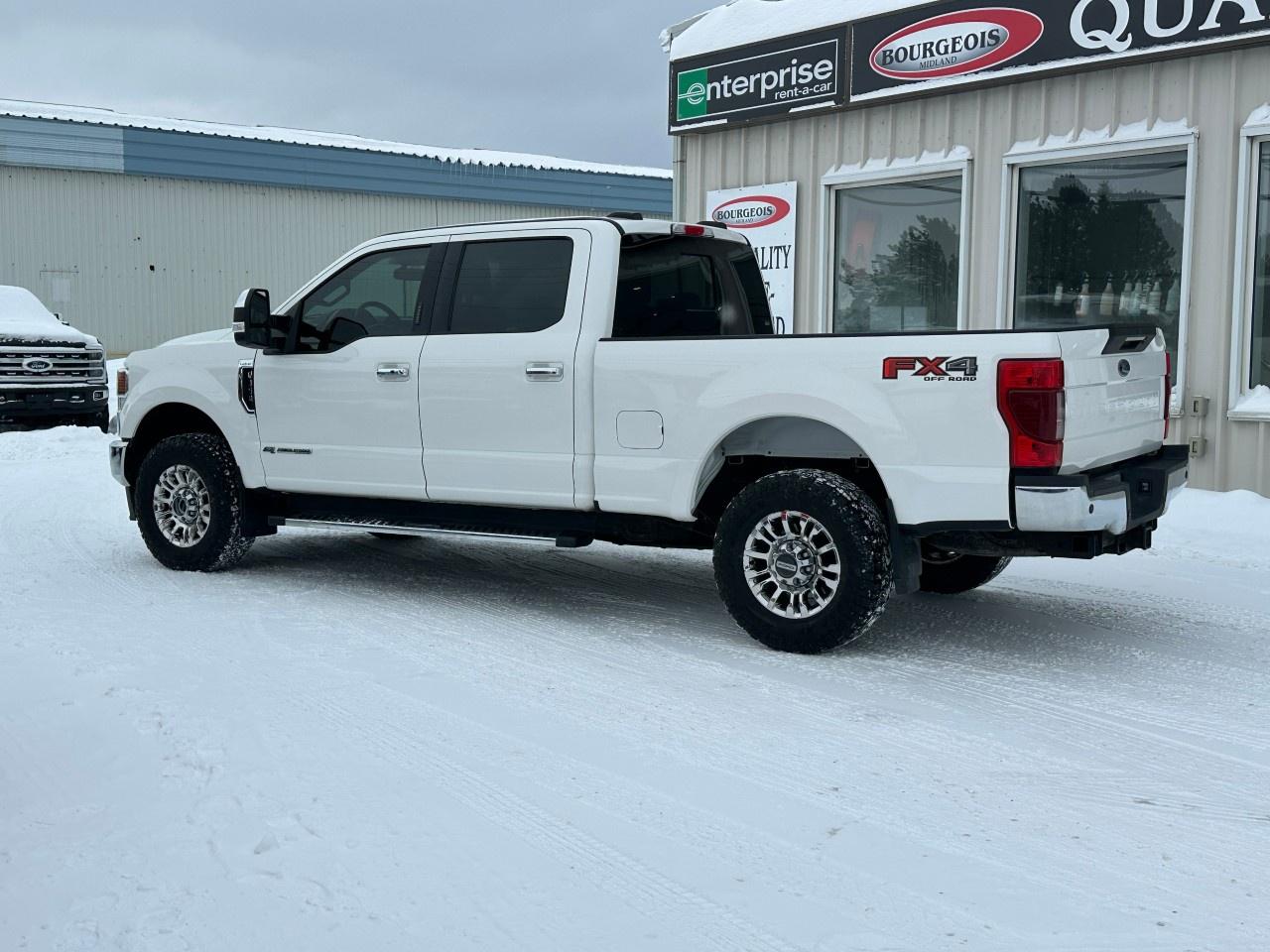 2020 Ford F-350 Super Duty SRW LARIAT 4WD CREW CAB 6.75' BOX Photo