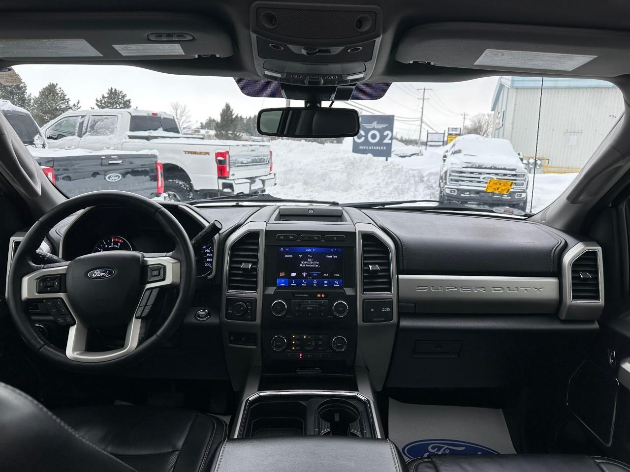 2020 Ford F-350 Super Duty SRW LARIAT 4WD CREW CAB 6.75' BOX Photo