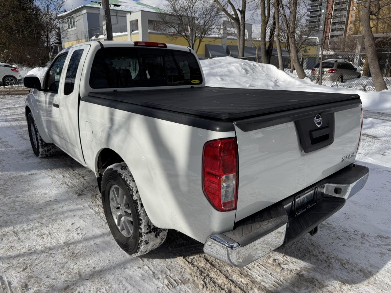 2016 Nissan Frontier SV - 4x4 Photo