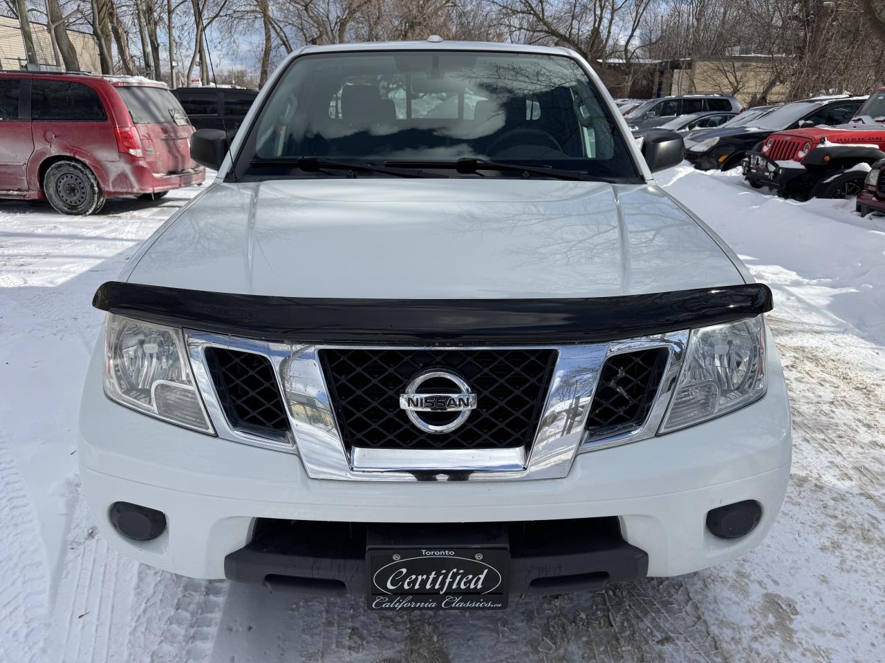 2016 Nissan Frontier SV - 4x4 Photo