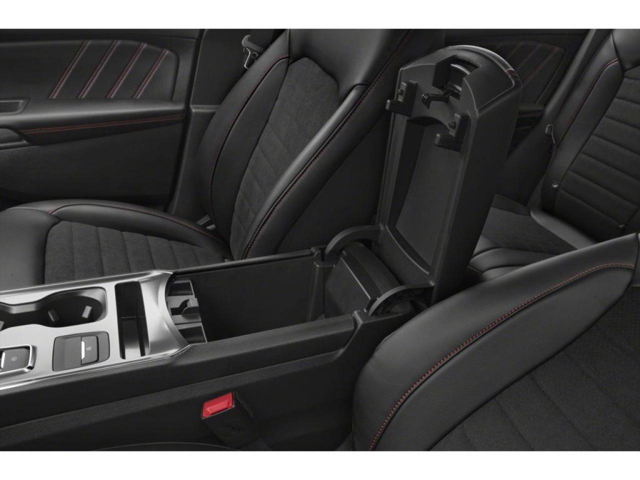 2024 Ford Edge ST Line Photo