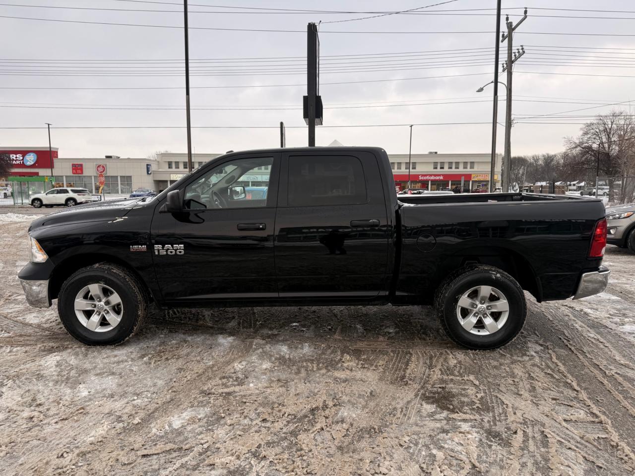 2015 RAM 1500 ST Photo