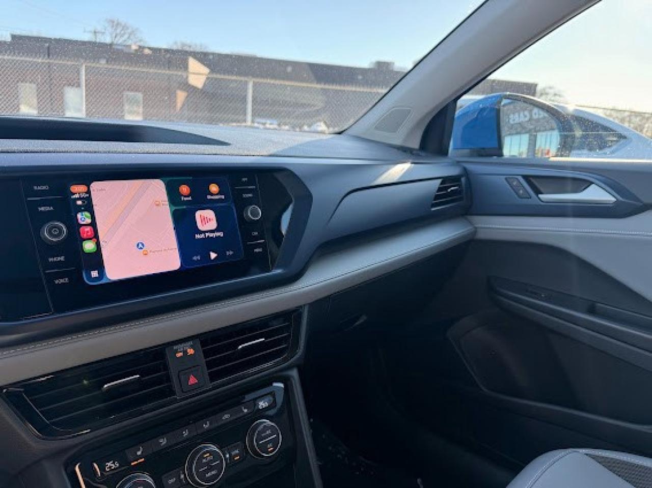 2024 Volkswagen Taos Comfortline Photo