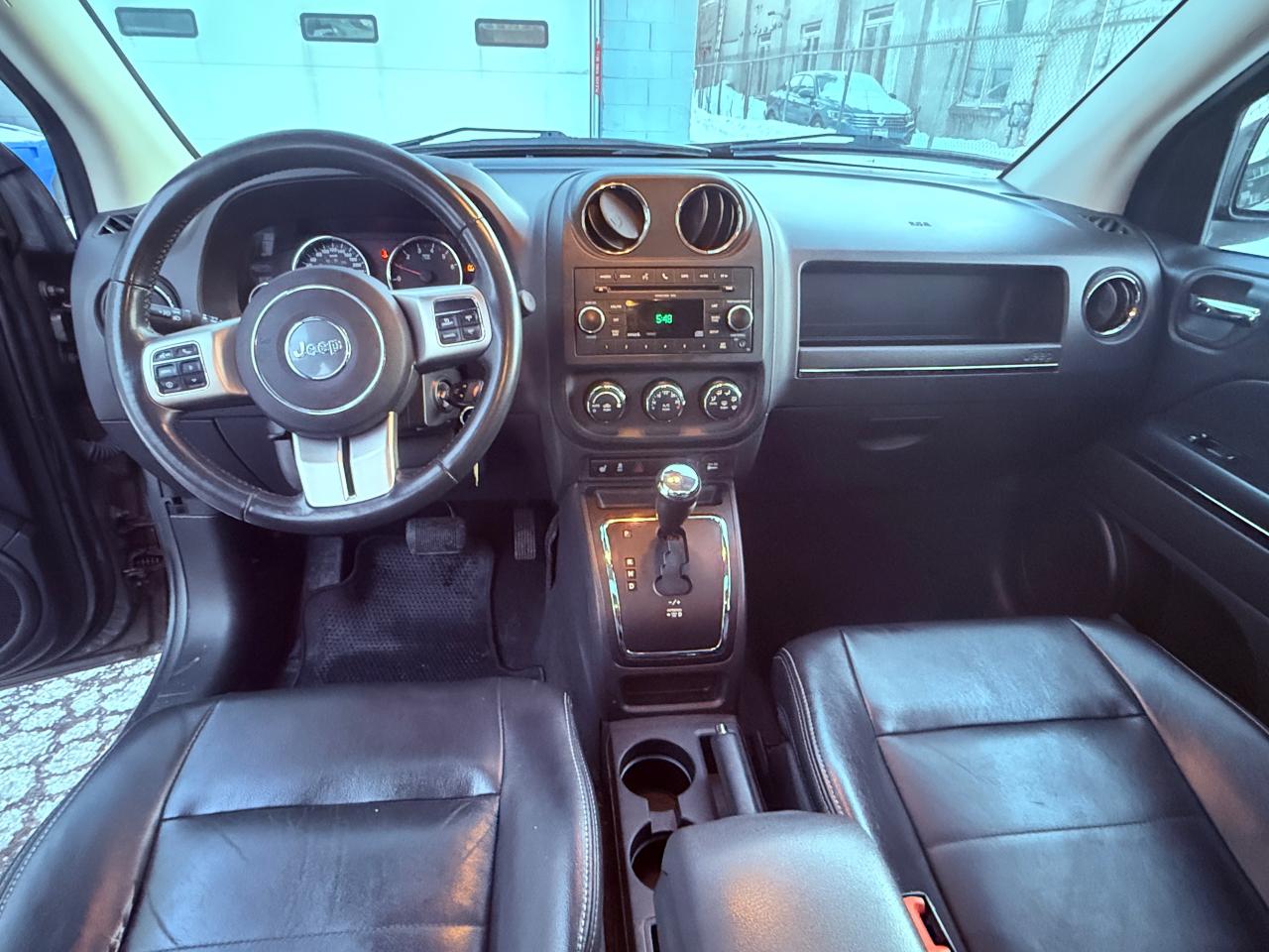 2011 Jeep Compass LIMITED Photo