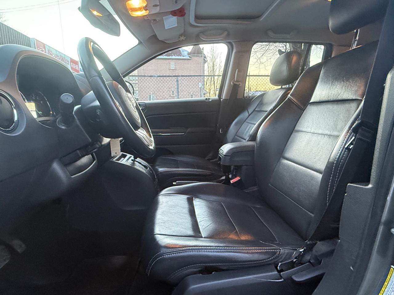 2011 Jeep Compass LIMITED Photo