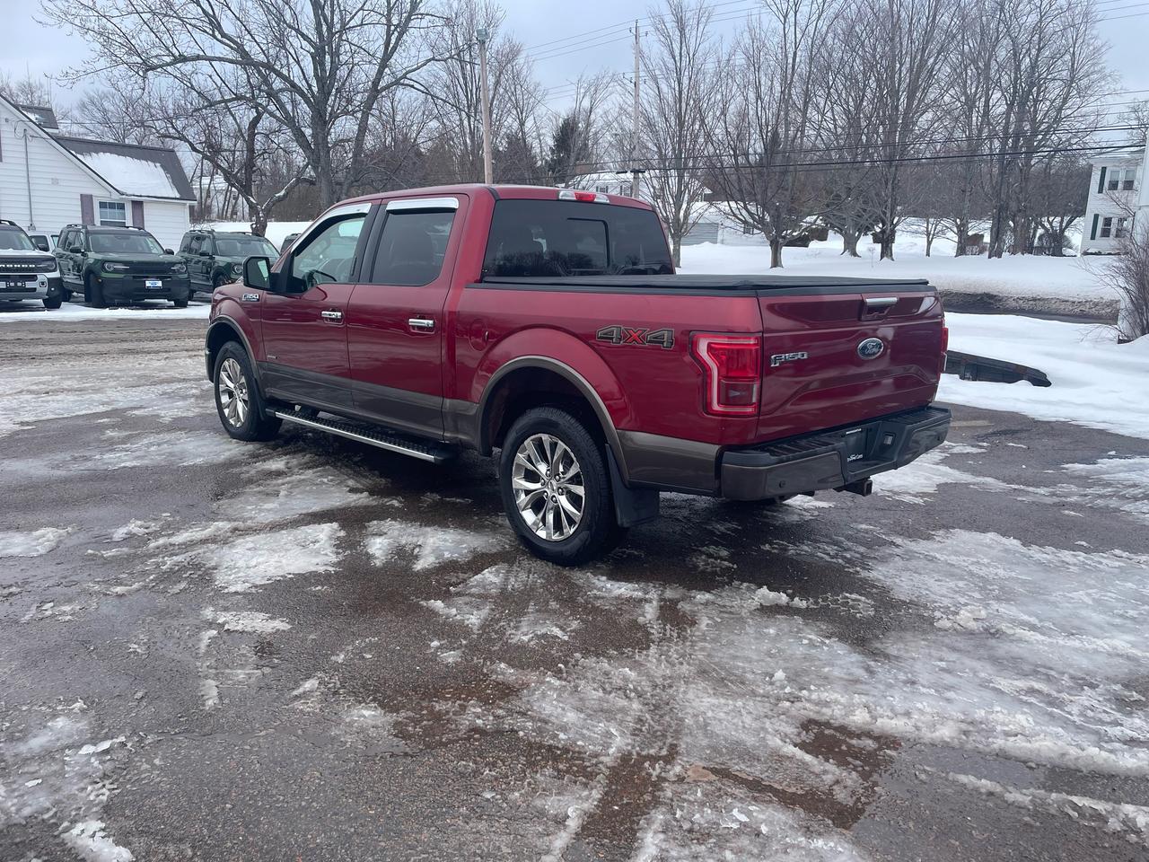 2016 Ford F-150 Lariat Photo4