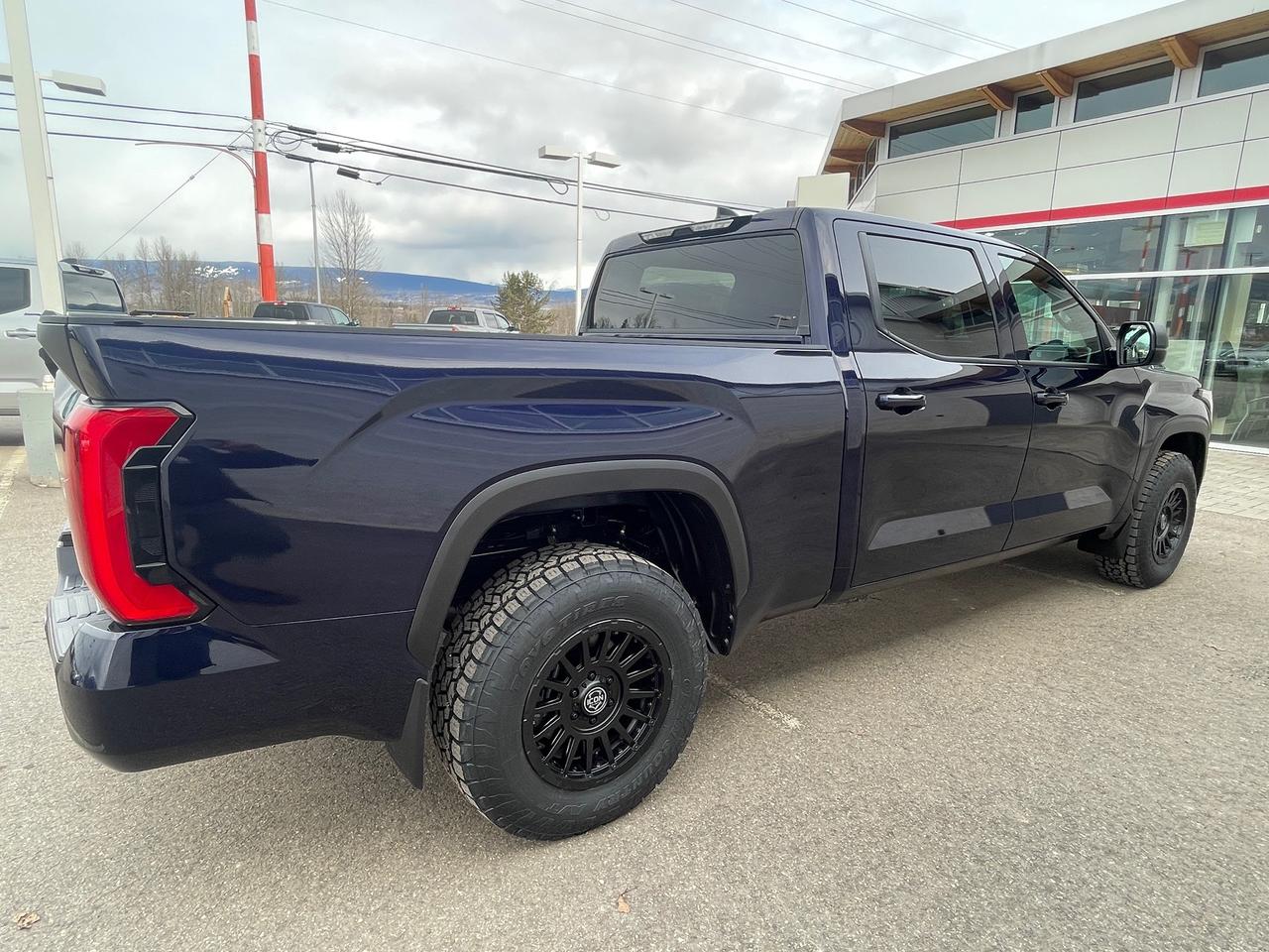 2026 Toyota Tundra SR5 Longbox Photo4