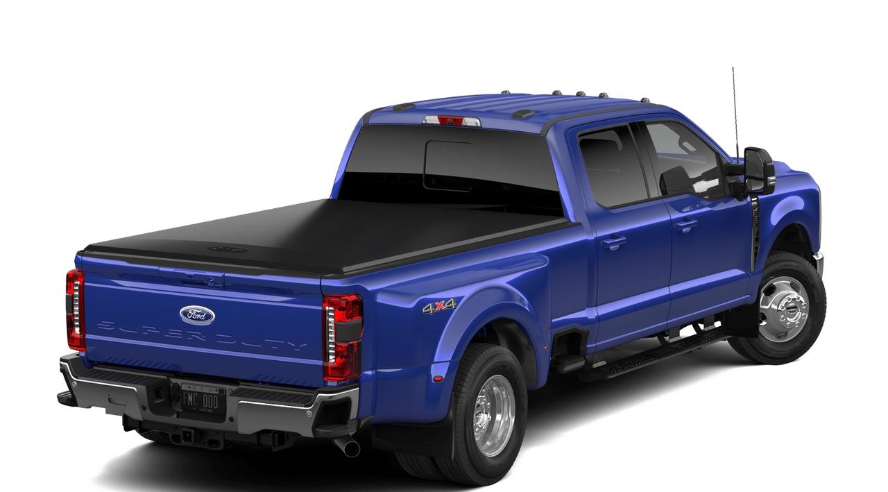 2026 Ford F-350 Super Duty DRW LARIAT 4WD CREW CAB 8' BOX Photo2