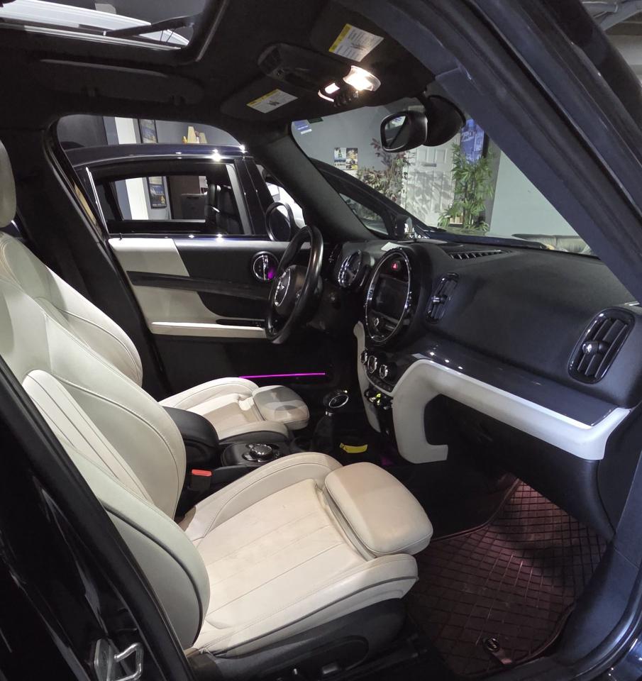 2019 MINI Cooper Countryman SE ALL4 Photo2