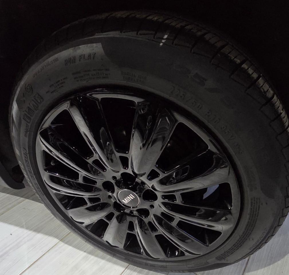 2019 MINI Cooper Countryman SE ALL4 Photo4