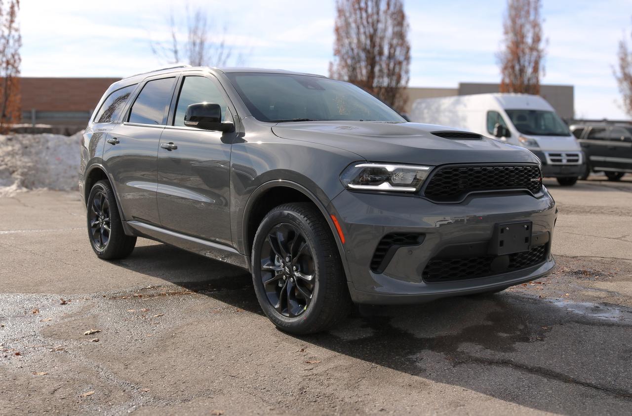 2026 Dodge Durango GT PLUS AWD Photo2