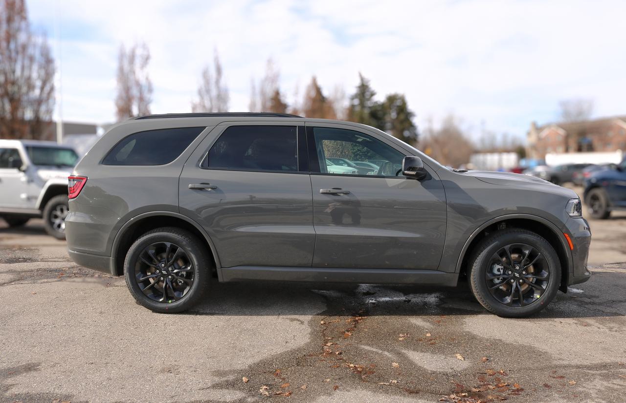 2026 Dodge Durango GT PLUS AWD Photo3
