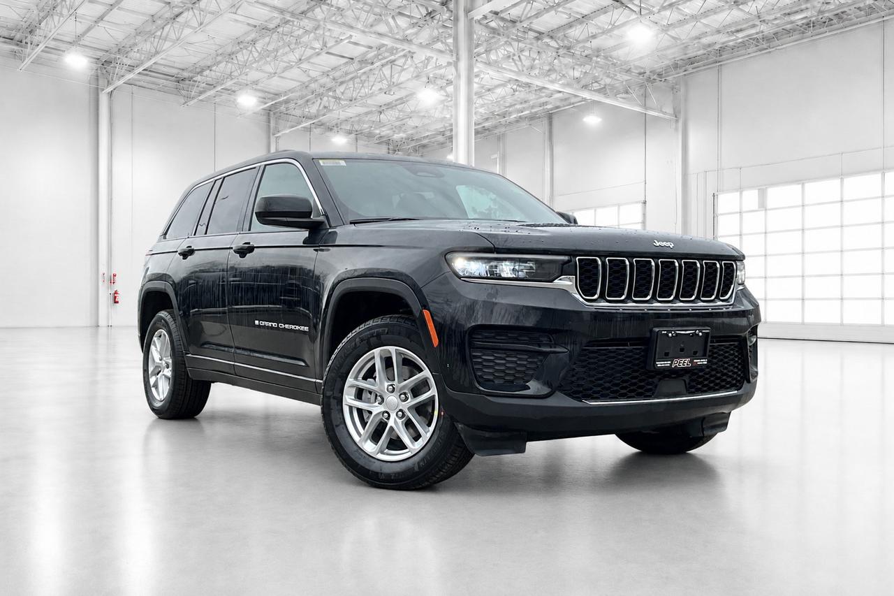 2026 Jeep Grand Cherokee LAREDO X | Sunroof | Remote Start | Power Liftgate Photo