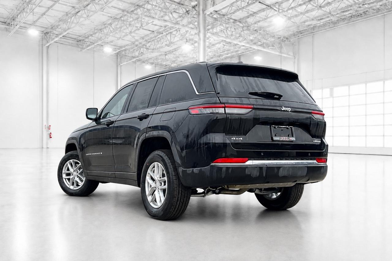 2026 Jeep Grand Cherokee LAREDO X | Sunroof | Remote Start | Power Liftgate Photo